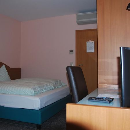 Hotel&Restaurant Garda Darmstadt Chambre photo